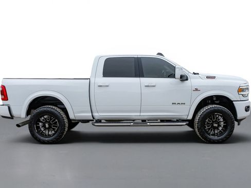 Used 2024 RAM 2500 Laramie AWD/4WD image 6