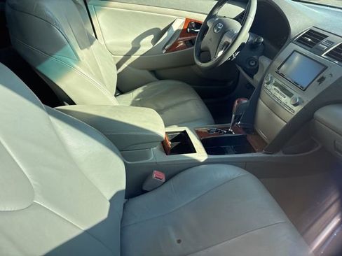Used 2009 Toyota Camry XLE FWD image 7