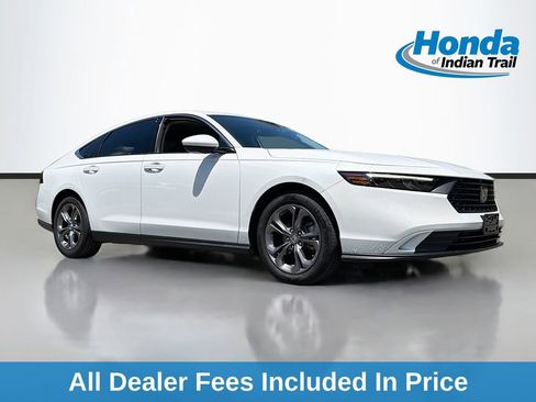 Used 2023 Honda Accord EX image 1