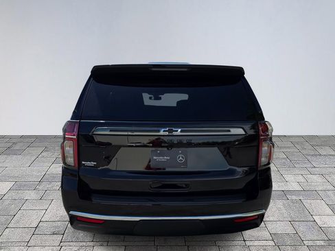 Used 2021 Chevrolet Tahoe Z71 w/ Luxury Package AWD/4WD image 6