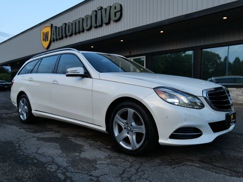 Used 2014 Mercedes-Benz E 350 4MATIC Wagon image 91