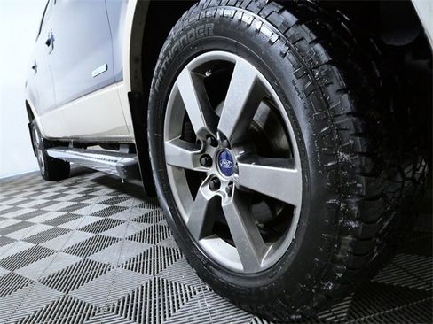 Used 2014 Ford F150 King Ranch w/ King Ranch Luxury Package image 2