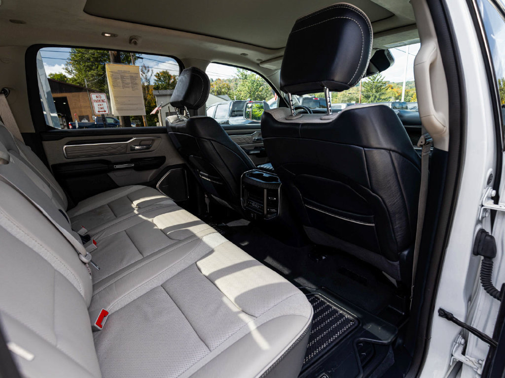 Used 2024 RAM 1500 Limited AWD/4WD image 29