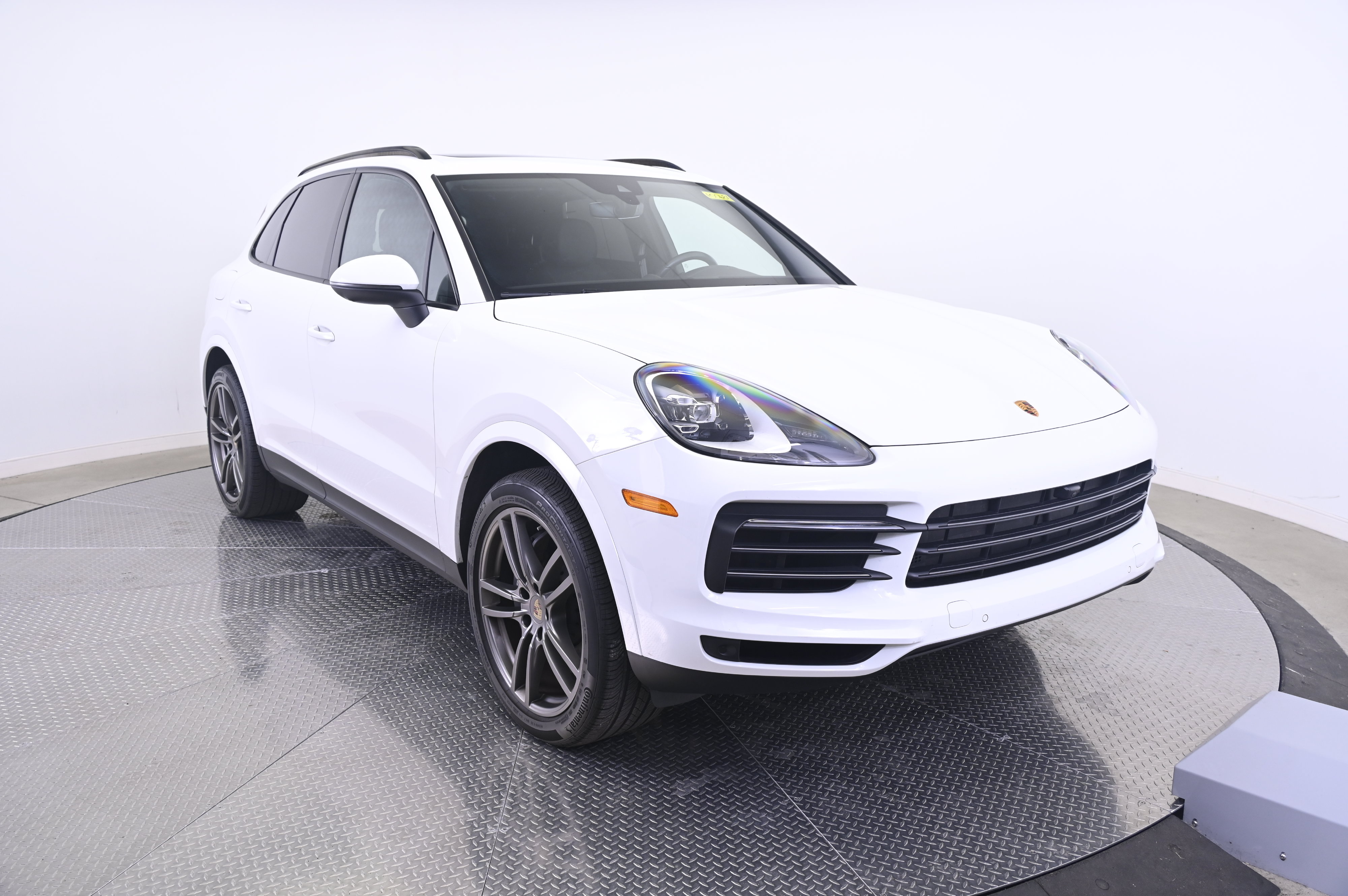 Certified 2022 Porsche Cayenne Platinum Edition AWD/4WD image 9