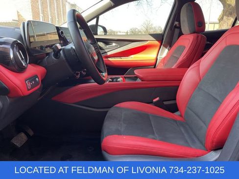 Used 2024 Chevrolet Blazer EV RS image 18