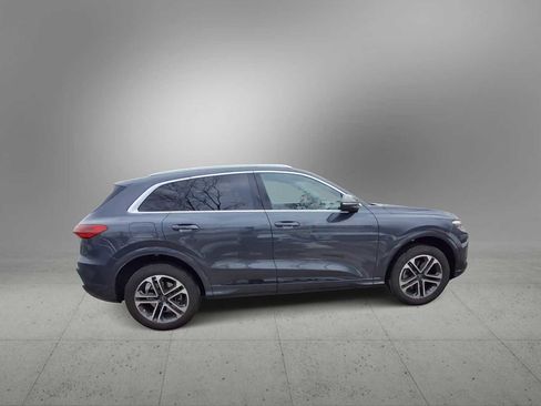 Certified 2025 Audi Q5 Premium Plus w/ Premium Plus image 9