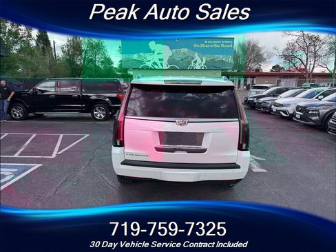 Used 2016 Cadillac Escalade Premium AWD/4WD image 6
