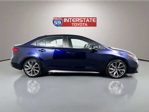 Certified 2021 Toyota Corolla SE w/ SE Premium Package FWD image 8
