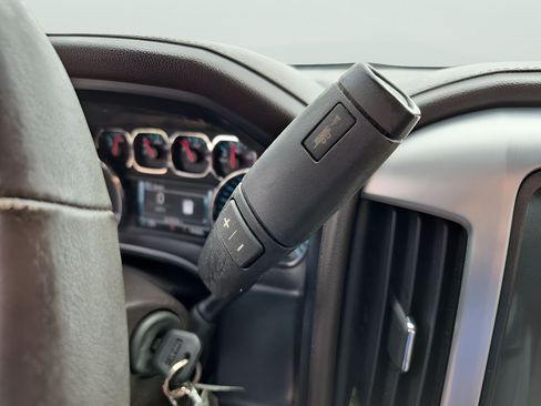 Used 2018 GMC Sierra 1500 SLT AWD/4WD image 34