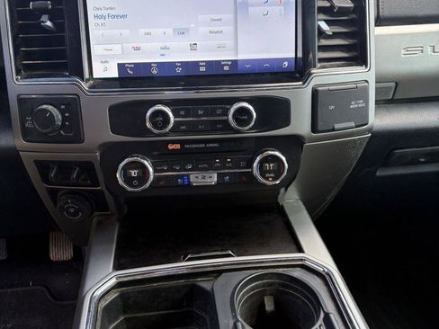 Used 2022 Ford F250 Lariat w/ Tremor Off-Road Package image 12