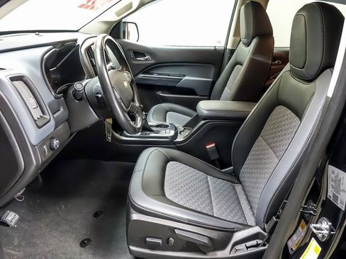 Used 2022 Chevrolet Colorado Z71 image 8