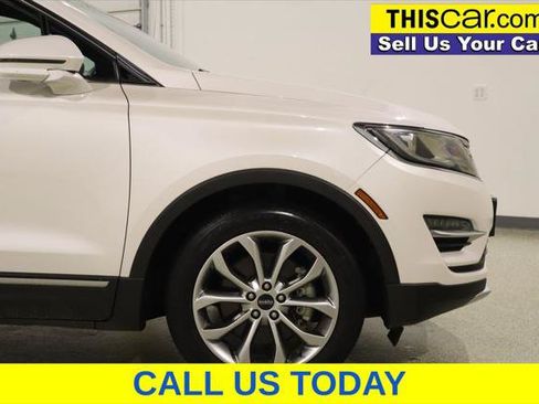 Used 2018 Lincoln MKC Select w/ Select Plus Package FWD image 11