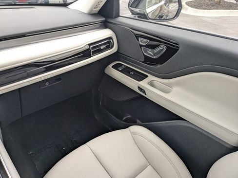 New 2026 Lincoln Aviator 2WD image 21