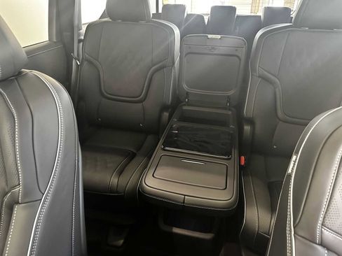 New 2026 INFINITI QX80 Autograph w/ Premium Cargo Package image 10