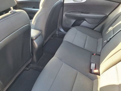 Used 2024 Kia Forte LXS FWD image 9