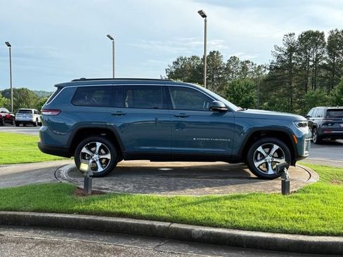New 2026 Jeep Grand Cherokee L Limited AWD/4WD image 8