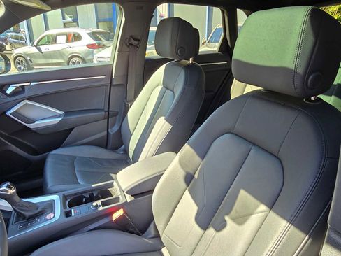 Used 2025 Audi Q3 2.0T Premium AWD/4WD image 21