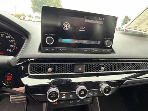 Used 2025 Honda Civic Sport image 25