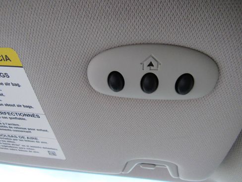 Used 2016 Lincoln MKZ AWD image 26