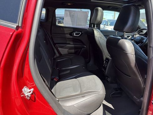 Used 2022 Jeep Compass Limited w/ (RED) Package AWD/4WD image 17