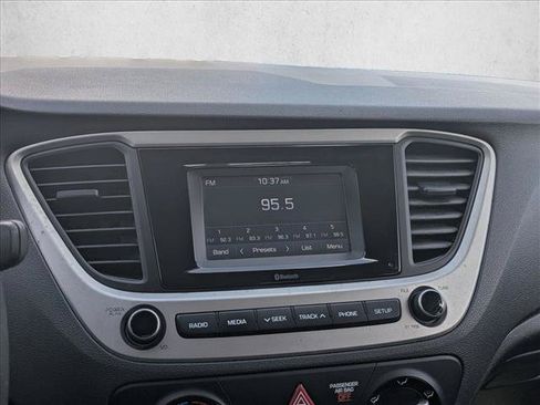 Used 2020 Hyundai Accent SE w/ Cargo Package FWD image 10