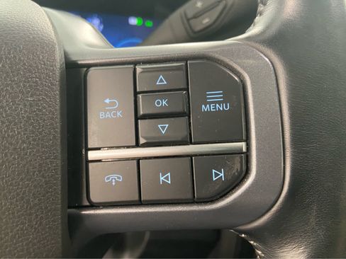 Used 2023 Ford F250 Lariat w/ Sport Appearance Package AWD/4WD image 27