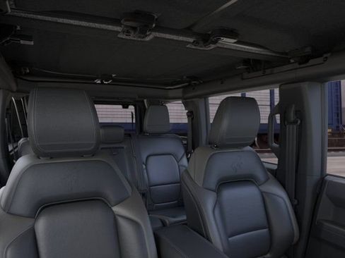 New 2026 Ford Bronco Outer Banks w/ Sasquatch Package AWD/4WD image 12