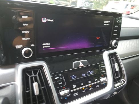 Used 2022 Kia Sorento SX w/ Panoramic Sunroof Package image 28