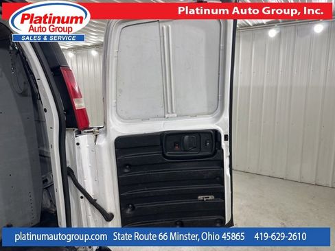 Used 2018 Chevrolet Express 3500 Work Van w/ Driver Convenience Package image 33