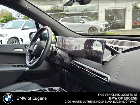 Used 2025 BMW iX M60 image 12