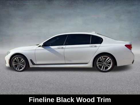 Used 2016 BMW 750i xDrive AWD/4WD image 15
