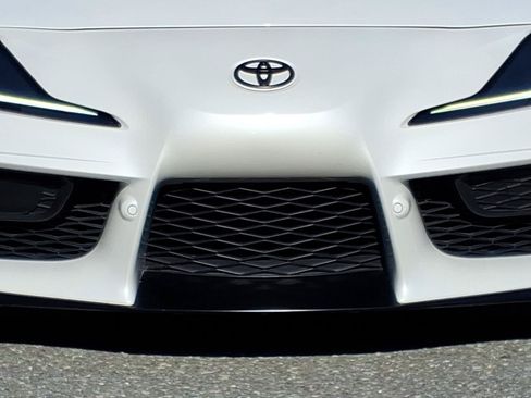 Used 2020 Toyota Supra Premium w/ Driver Assist Package RWD image 15