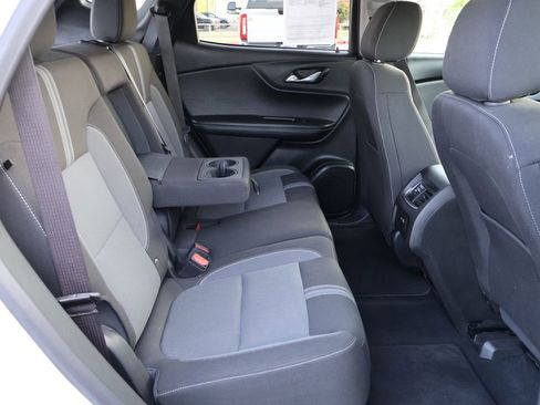 Used 2025 Chevrolet Blazer LT AWD/4WD image 23