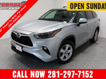 Used 2023 Toyota Highlander LE