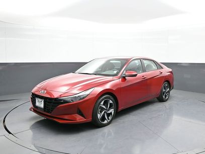 Certified 2023 Hyundai Elantra SEL w/ Convenience Package