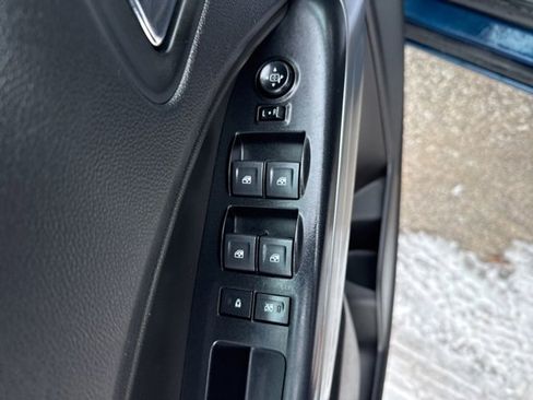 Used 2020 Chevrolet Colorado LT w/ LT Convenience Package image 13