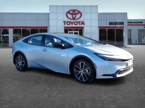 Certified 2025 Toyota Prius Limited image 7