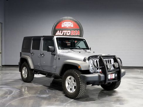 Used 2014 Jeep Wrangler Unlimited Sport w/ Quick Order Package 24S AWD/4WD image 1