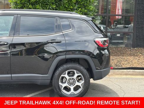 Used 2022 Jeep Compass Trailhawk w/ Trailhawk Convenience Group AWD/4WD image 11