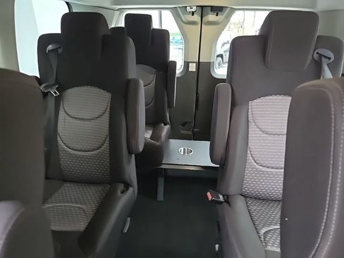 Used 2023 Ford Transit 350 XLT RWD image 78
