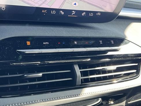 New 2026 Buick Enclave Sport Touring w/ Power Package image 21