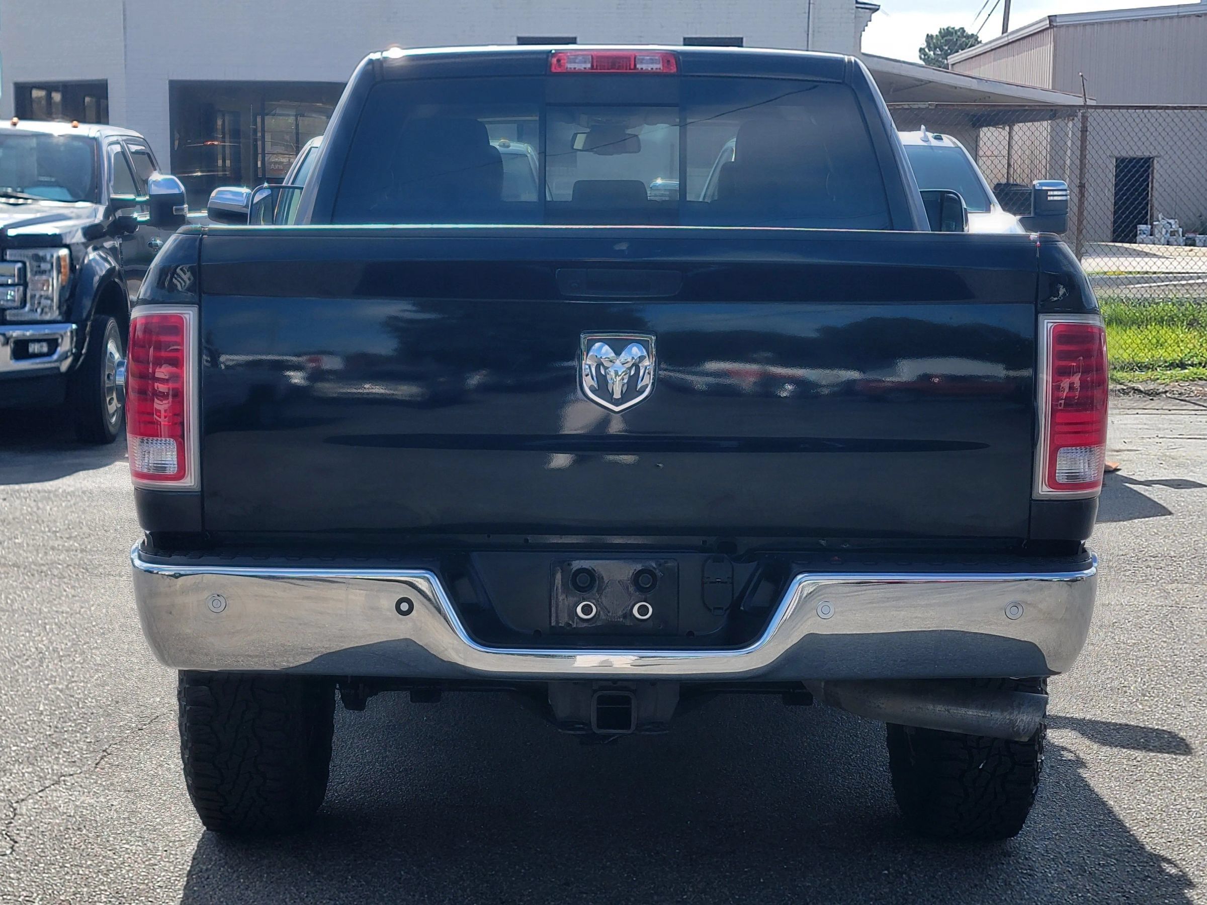 Used 2016 RAM 2500 Laramie RWD image 5