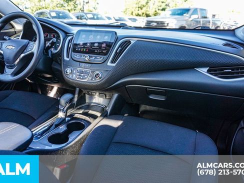 Used 2023 Chevrolet Malibu LT image 24
