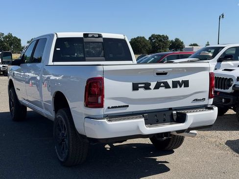 New 2026 RAM 2500 Laramie w/ Night Edition AWD/4WD image 12