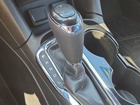 Used 2017 Chevrolet Cruze Premier w/ RS Package FWD image 15