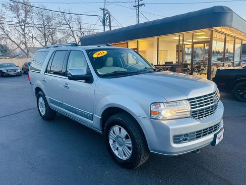Used 2014 Lincoln Navigator 4WD image 12