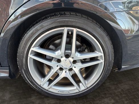 Used 2016 Mercedes-Benz E 350 4MATIC Sedan image 38
