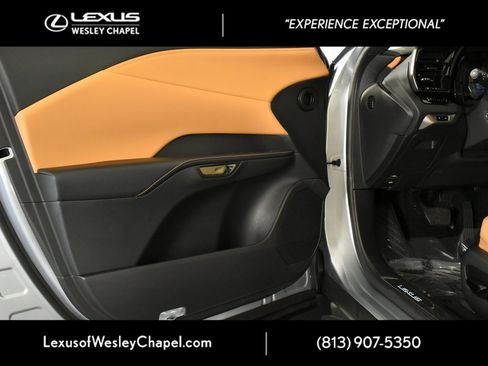 Used 2025 Lexus RX 350 Premium image 19