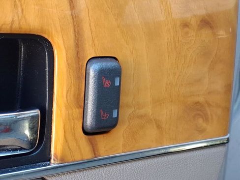 Used 2013 Lincoln MKX AWD image 12