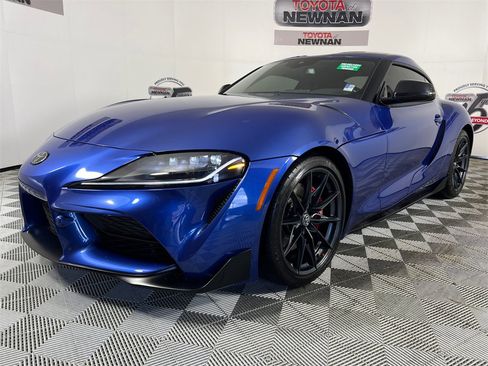 Used 2023 Toyota Supra Premium image 8